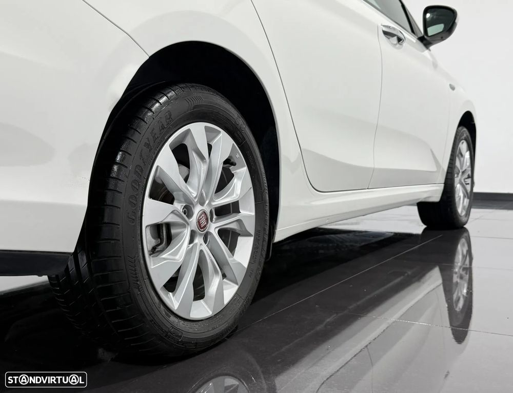 Fiat Tipo Station Wagon 1.3 M-Jet Lounge - 45