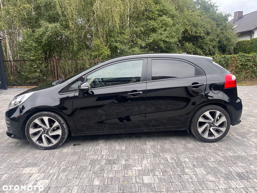 Kia Rio 2015 photo 2