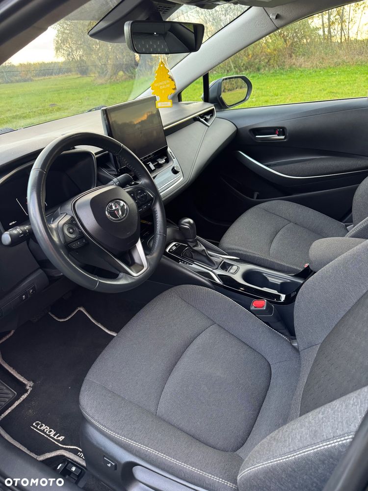 Toyota Corolla - 36
