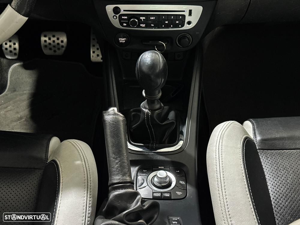 Renault Mégane Coupe 2.0 dCi Dyn. S - 26