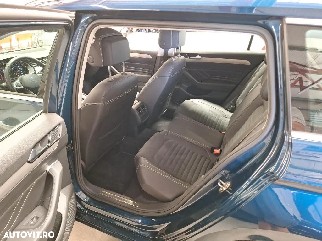 Volkswagen Passat - 5