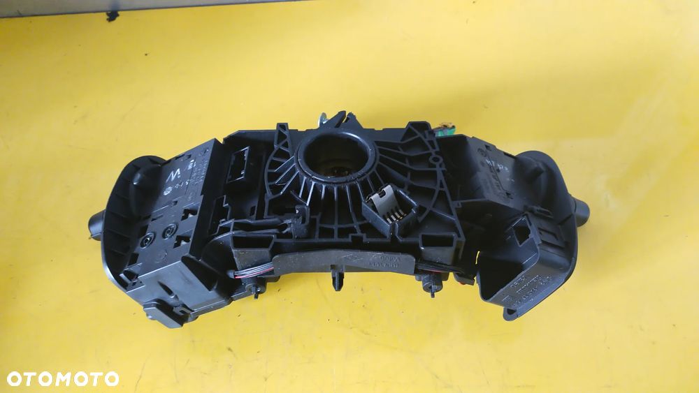 PRZEŁĄCZNIK ZESPOLONY Renault Scenic  8200127727 - 2