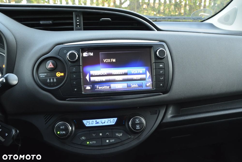 Toyota Yaris Hybrid 1.5 VVT-i Comfort - 26