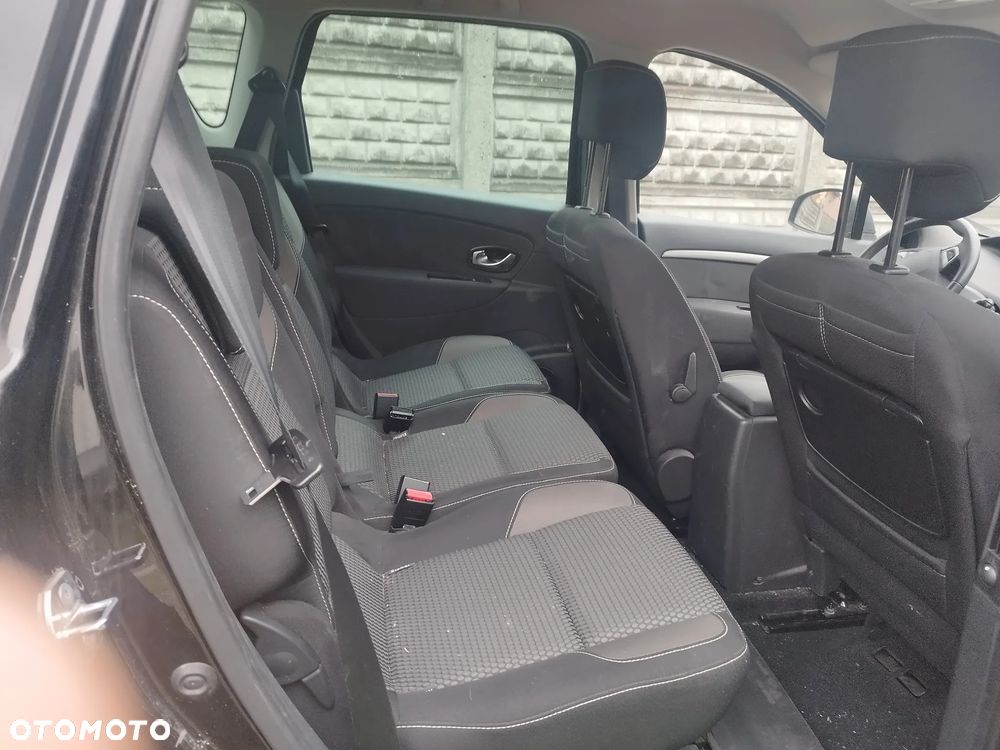 Renault Scenic Energy dCi 110 S&S LIMITED - 9