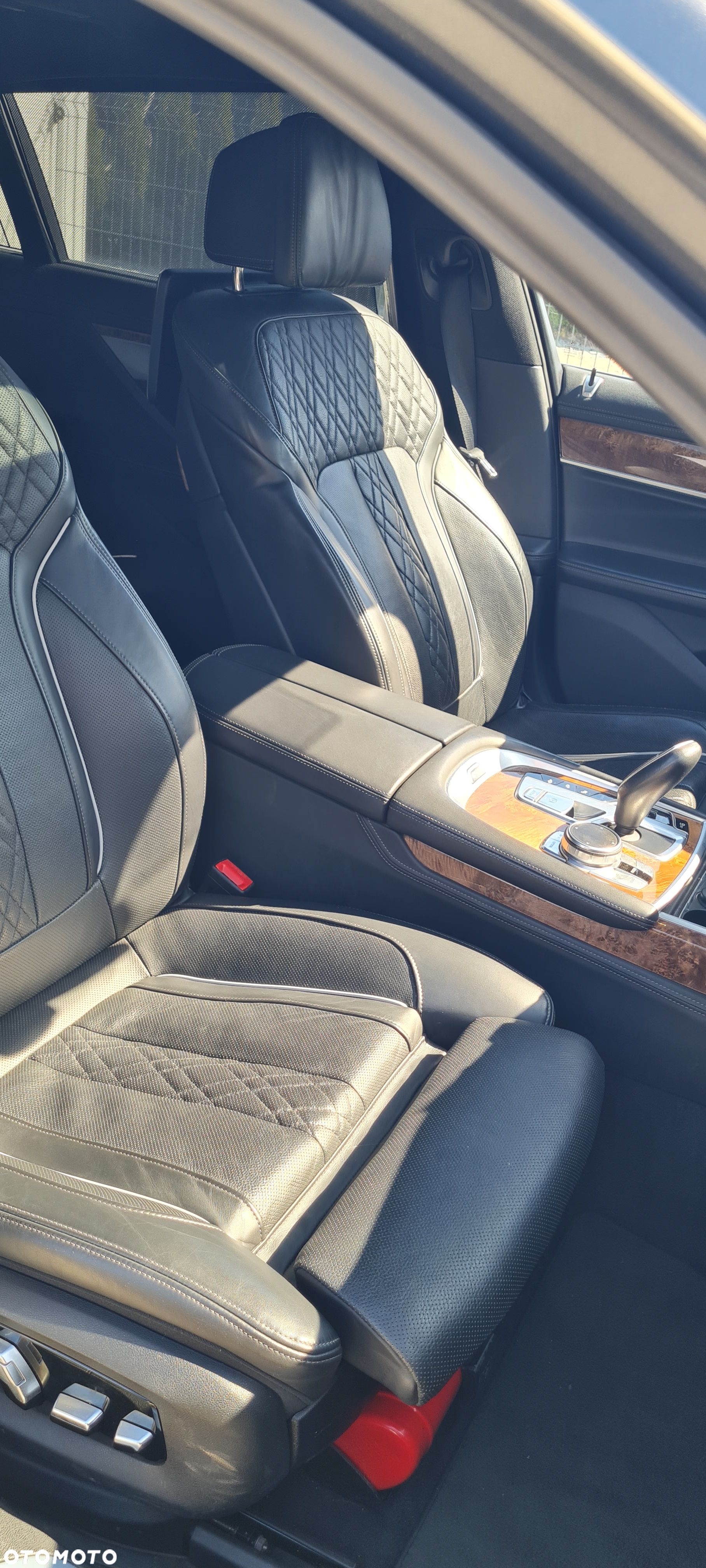 BMW Seria 7 740Le xDrive iPerformance - 26