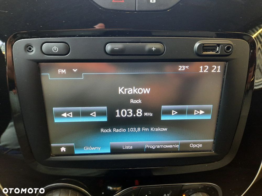 Renault Captur - 18