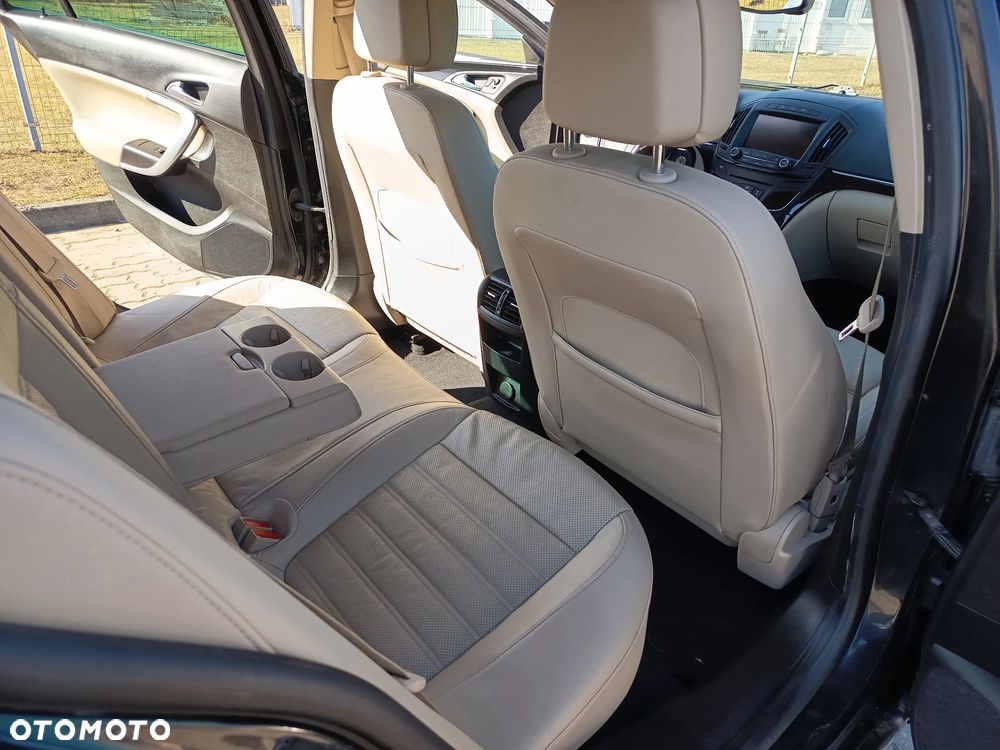 Opel Insignia - 14