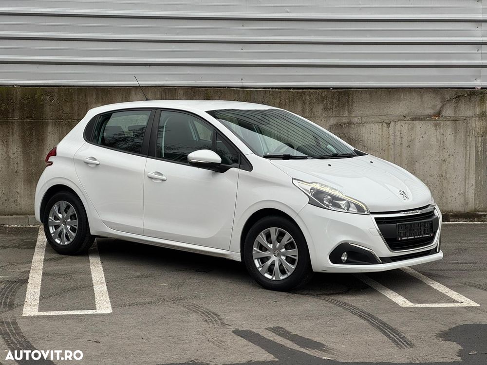 Peugeot 208 1.2 L PureTech STT Active - 4