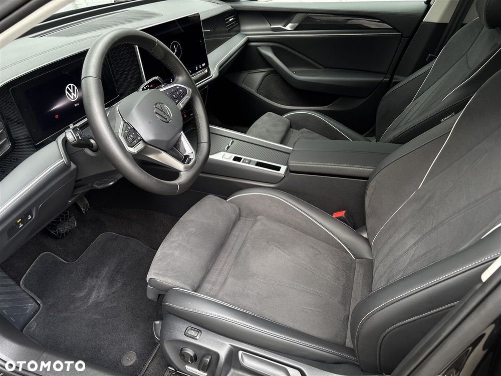 Volkswagen Passat - 12