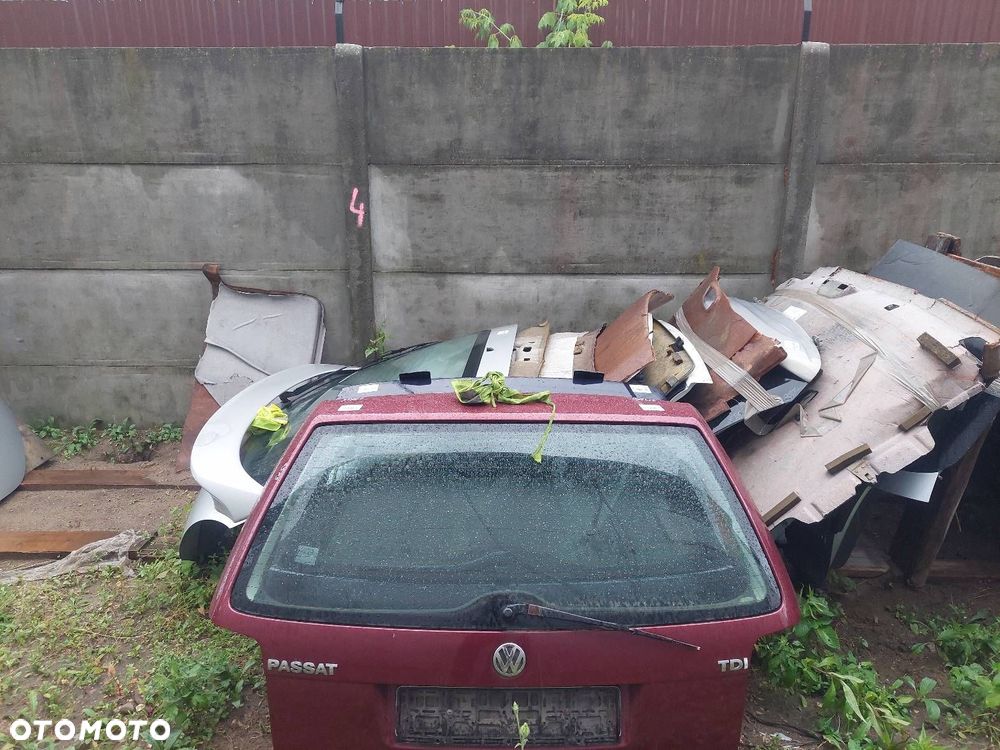 KOMPLETNY TYŁ KLAPA BAGAŻNIKA ZDERZAK TYŁ LAMPY PASSAT B5 KOMBI LB3Y - 12
