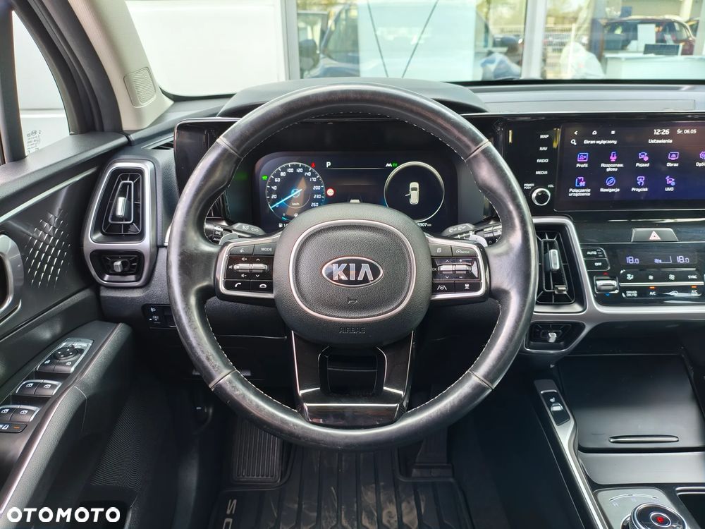 Kia Sorento 1.6 T-GDI HEV M 7os - 8