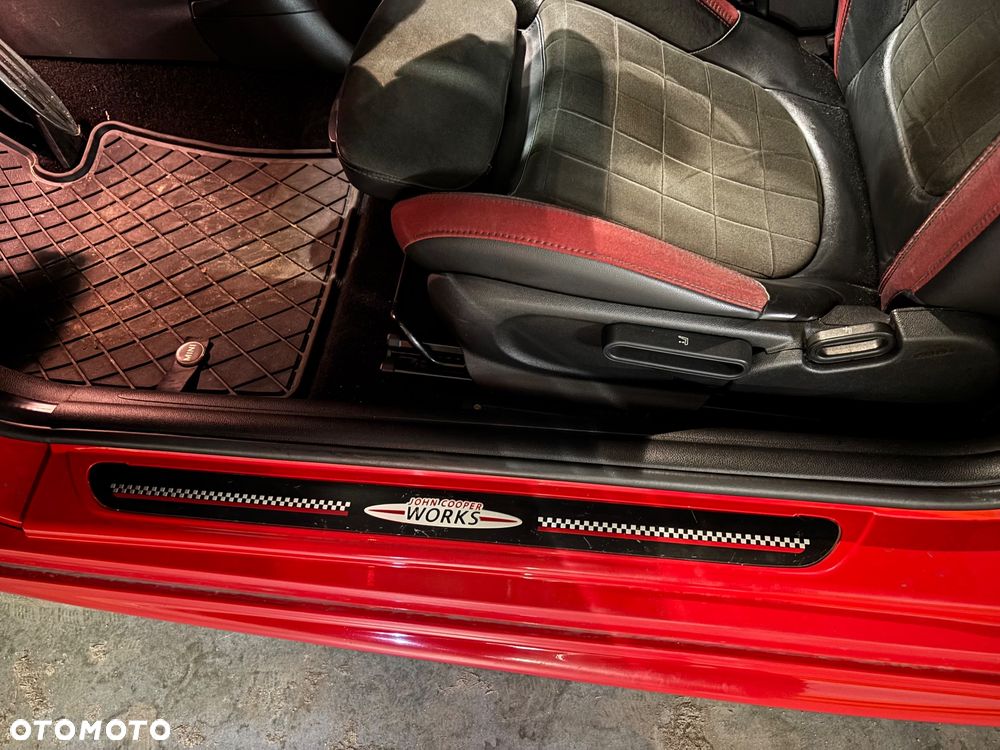 MINI John Cooper Works - 10