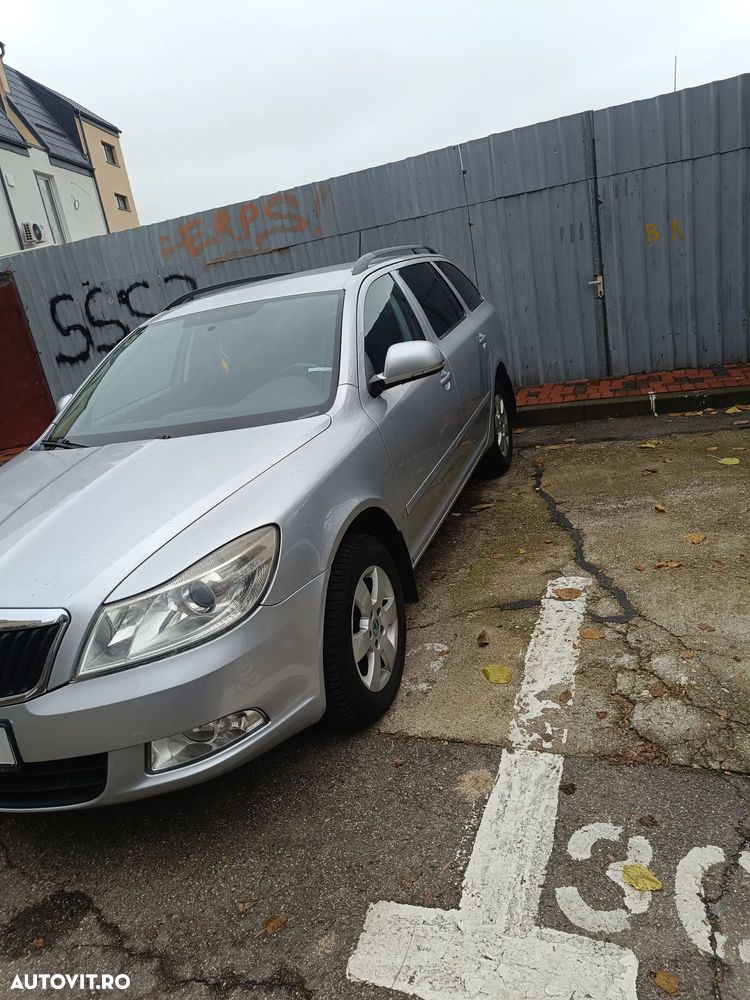 Skoda Octavia 1.6 TDI ELEGANCE - 2