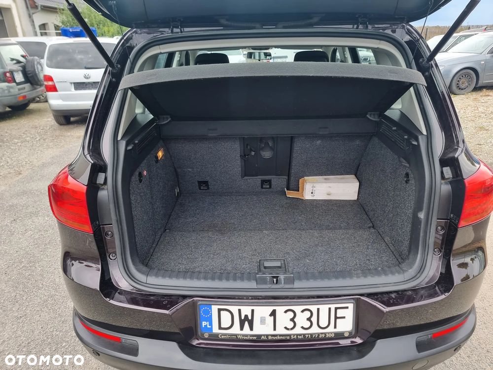 Volkswagen Tiguan 1.4 TSI Perfectline - 11
