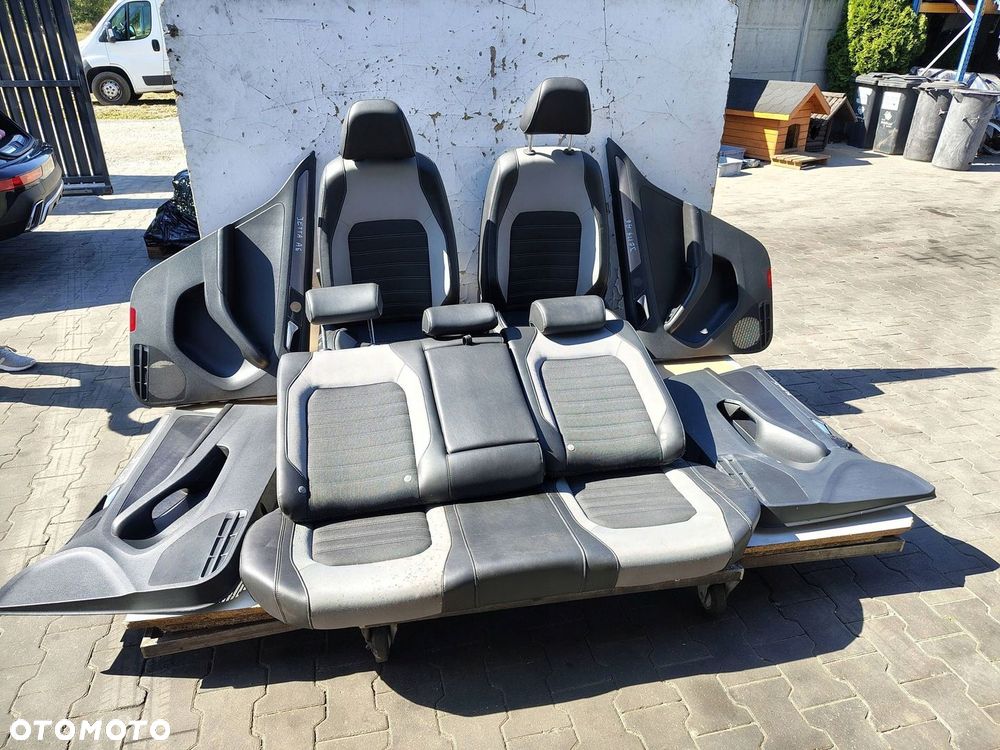 FOTELE SIEDZENIA BOCZKI PÓŁ SKÓRA VW JETTA A6 VI - 1