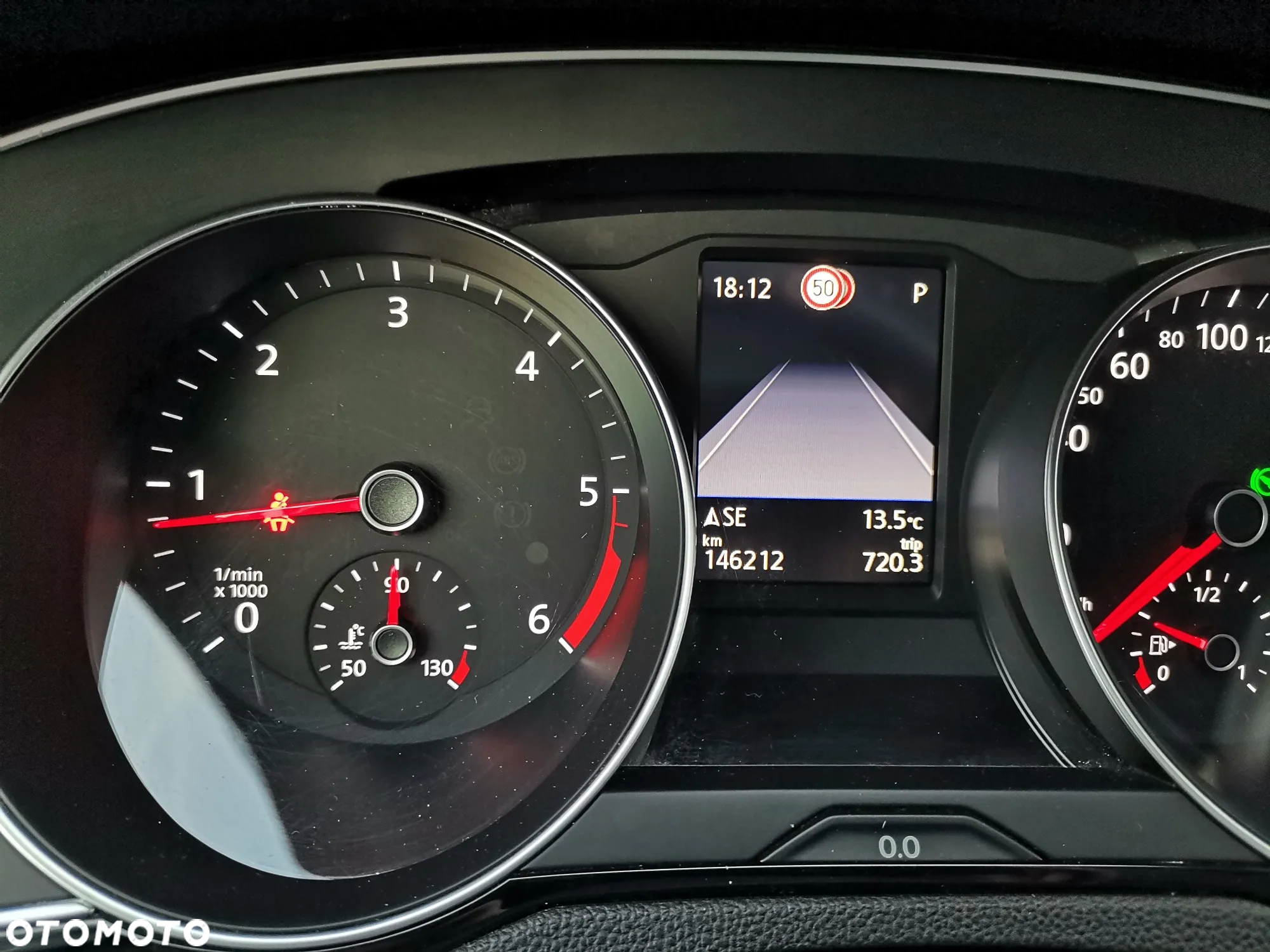 Volkswagen Passat Variant 2.0 TDI SCR DSG Elegance - 28
