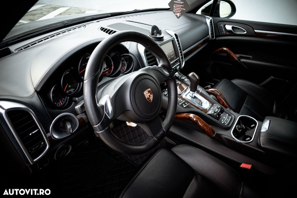 Porsche Cayenne Platinum Edition - 5