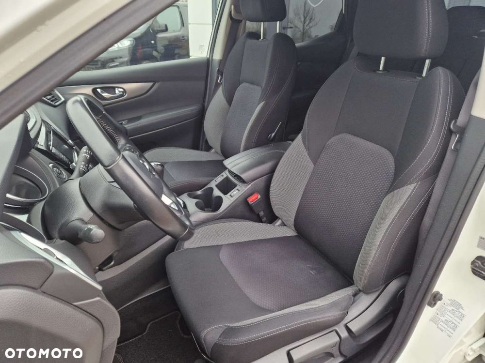 Nissan Qashqai 1.3 DIG-T N-Connecta - 10