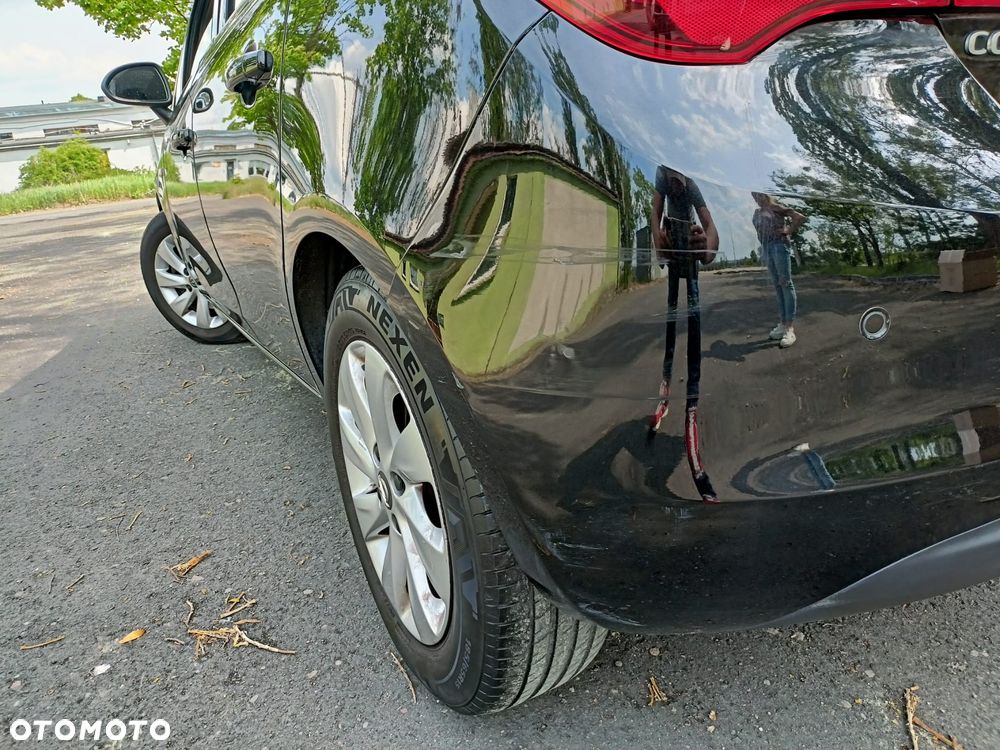 Opel Corsa 1.4 T Enjoy S&S - 15