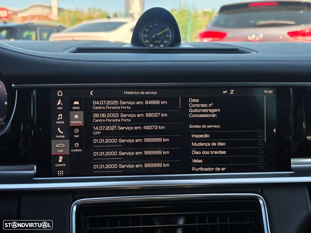 Porsche Panamera 4 E-Hybrid - 29