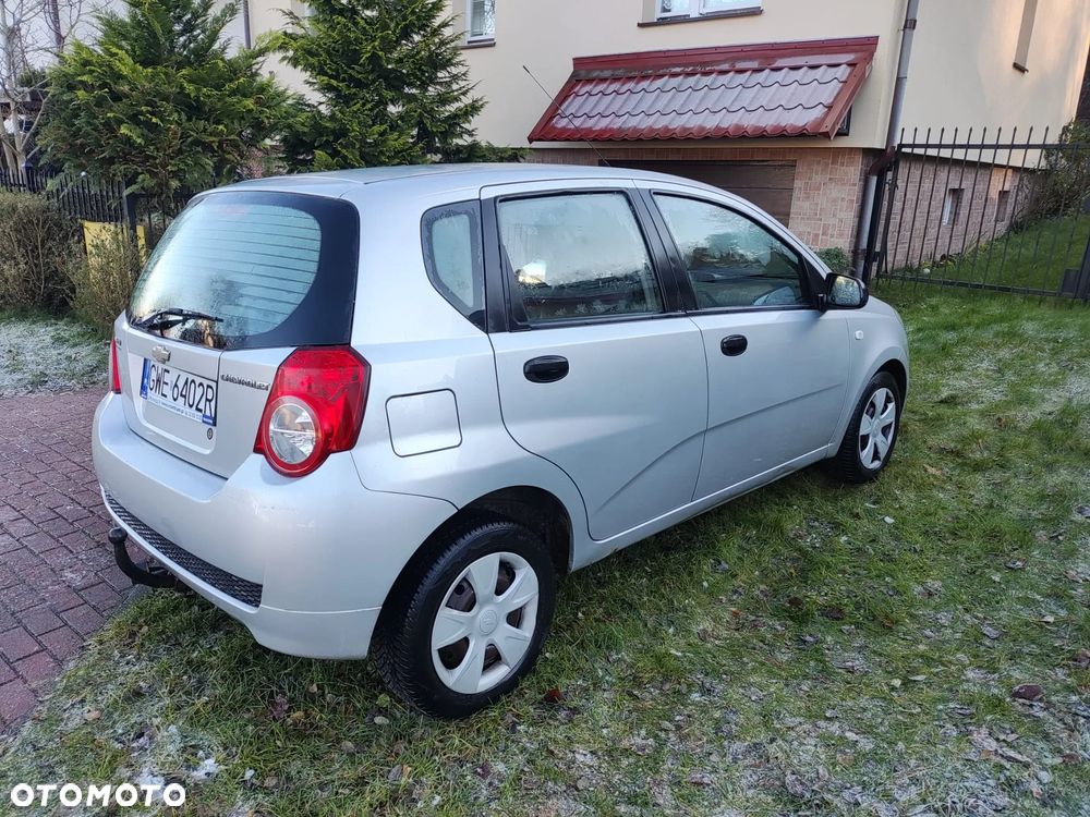 Chevrolet Aveo 1.2 16V Base / Classic - 1