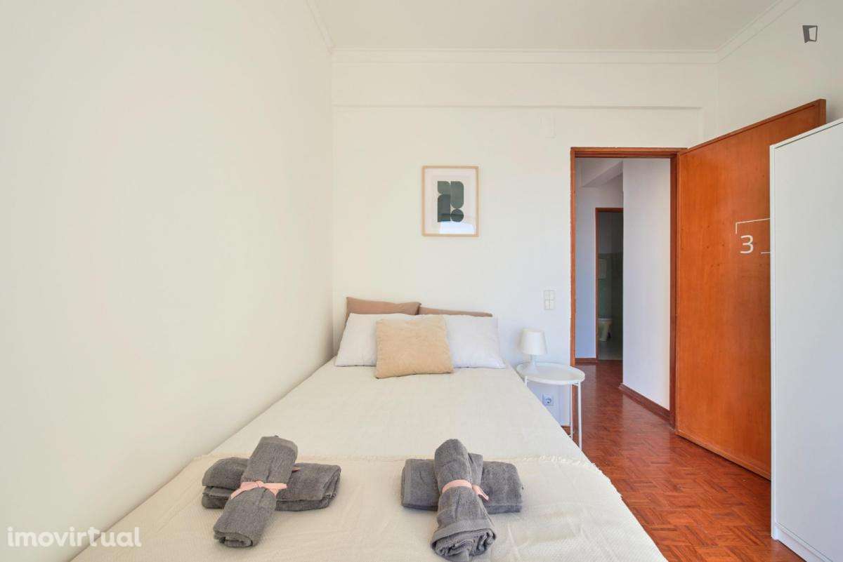 Quarto - localizado em Almada Lisbon - Grande imagem: 5/60