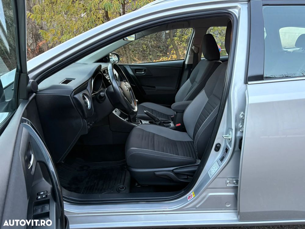 Toyota Auris 1.2 Turbo Touring Sports Team Deutschland - 6