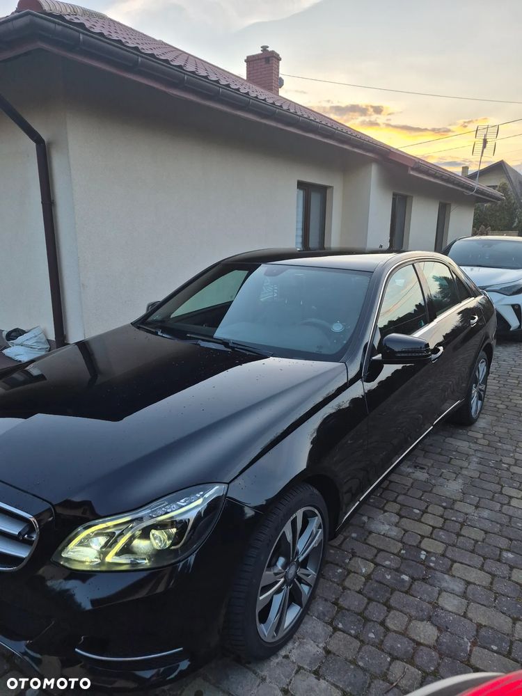 Mercedes-Benz Klasa E 220 BlueTEC 4-Matic Classic - 2