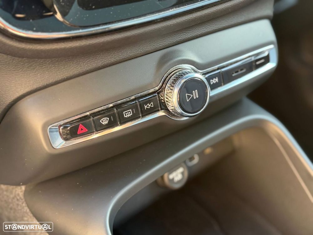 Volvo C40 Recharge Extended Range Plus - 12