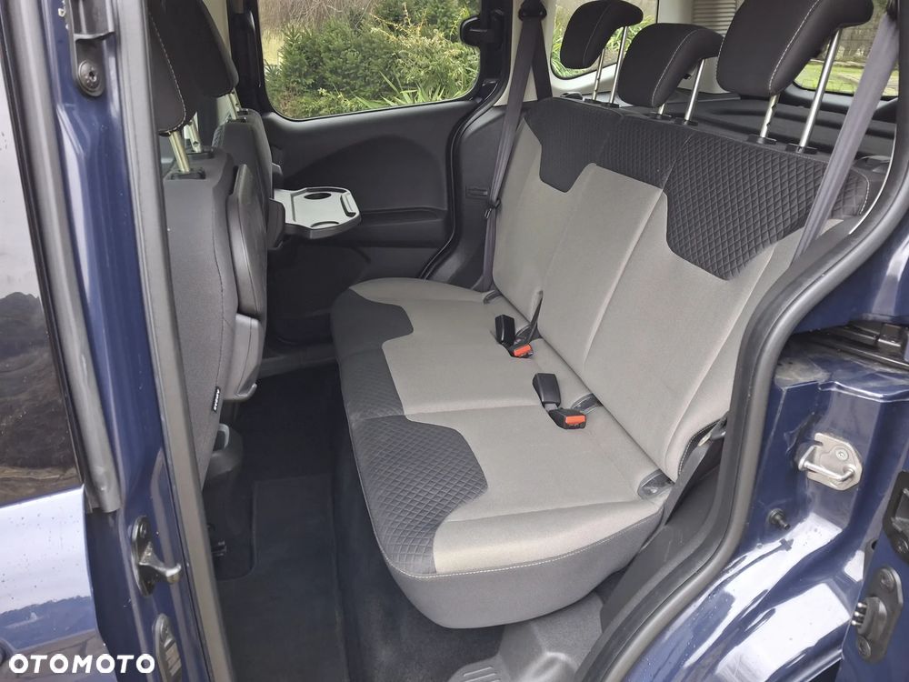 Ford Tourneo Courier 1.0 EcoBoost Ambiente - 10