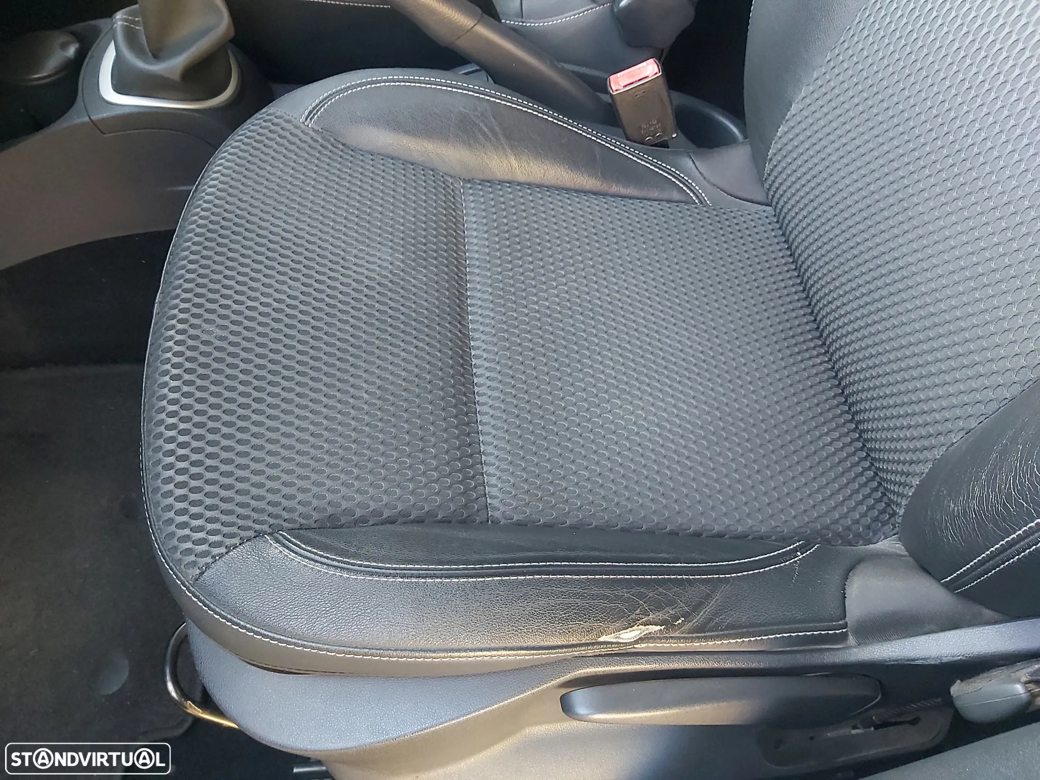 Renault Clio 1.2 TCE Dynamique S - 10