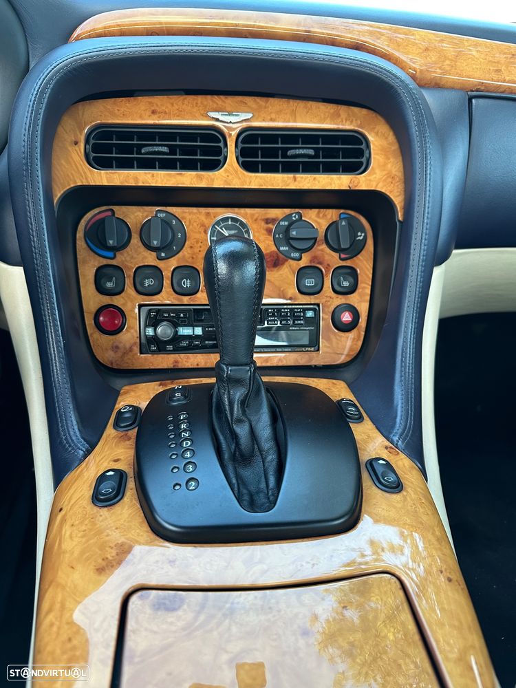 Aston Martin DB7 Vantage Volante - 19