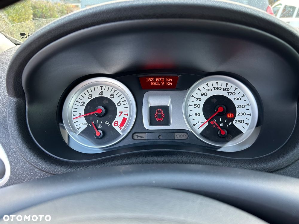 Renault Clio 1.6 16V GT - 13