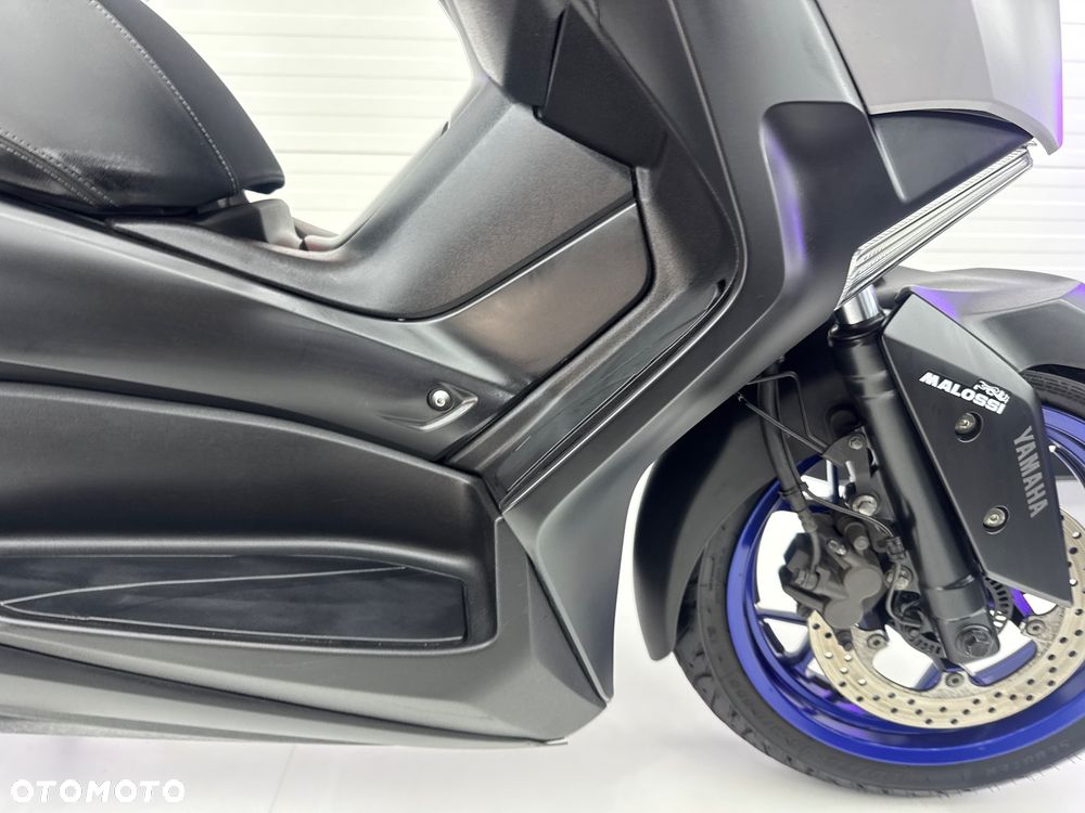 Yamaha X-max - 12