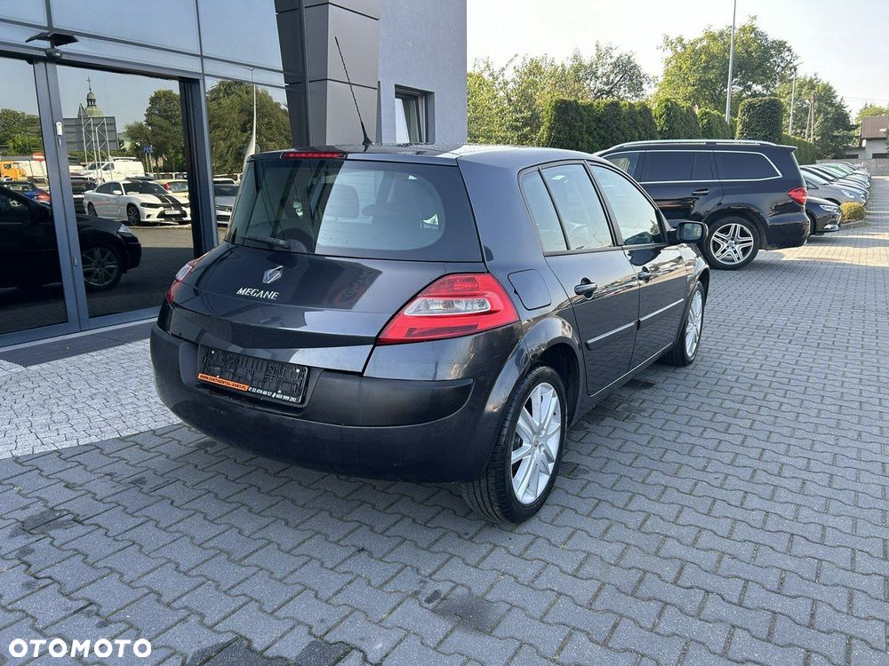 Renault Megane 1.5 dCi Authentique - 4