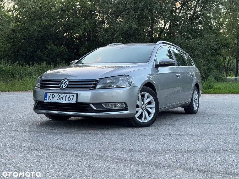 Volkswagen Passat 1.6 TDI DPF BlueMotion Technology Comfortline - 1