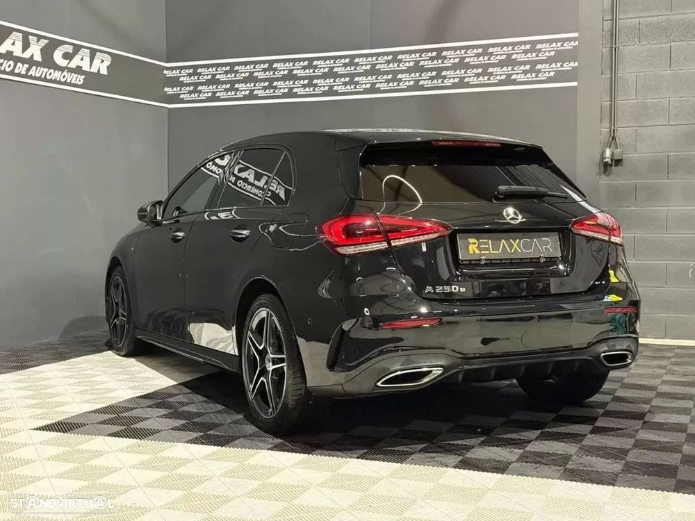 Mercedes-Benz A 250 e AMG Line - 6