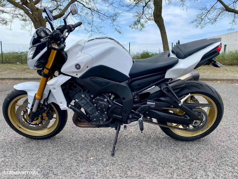 Yamaha FZ - 19