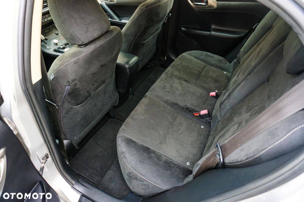 Lexus CT 200h Comfort - 8