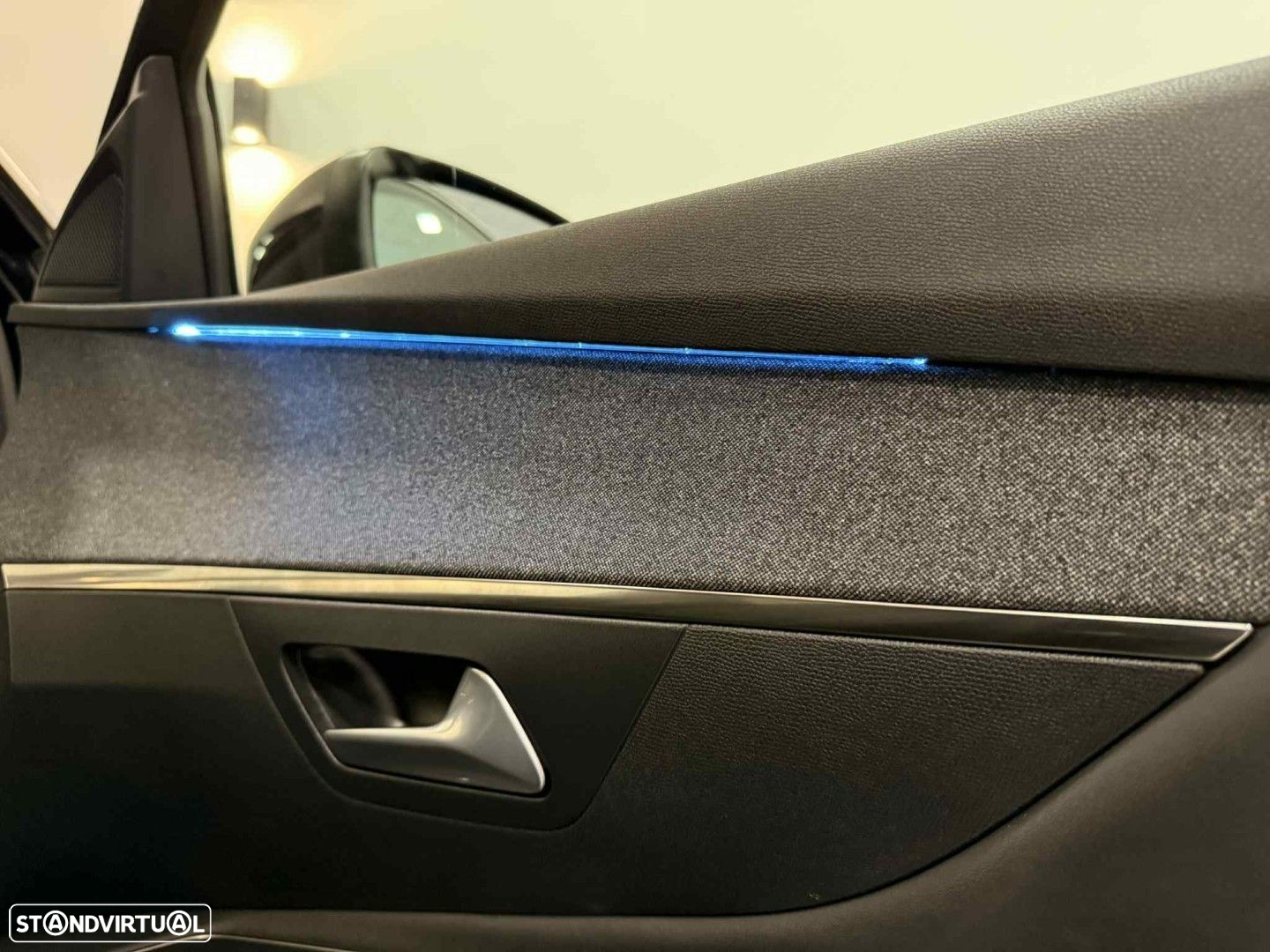 Peugeot 3008 1.5 BlueHDi Allure EAT8 - 23