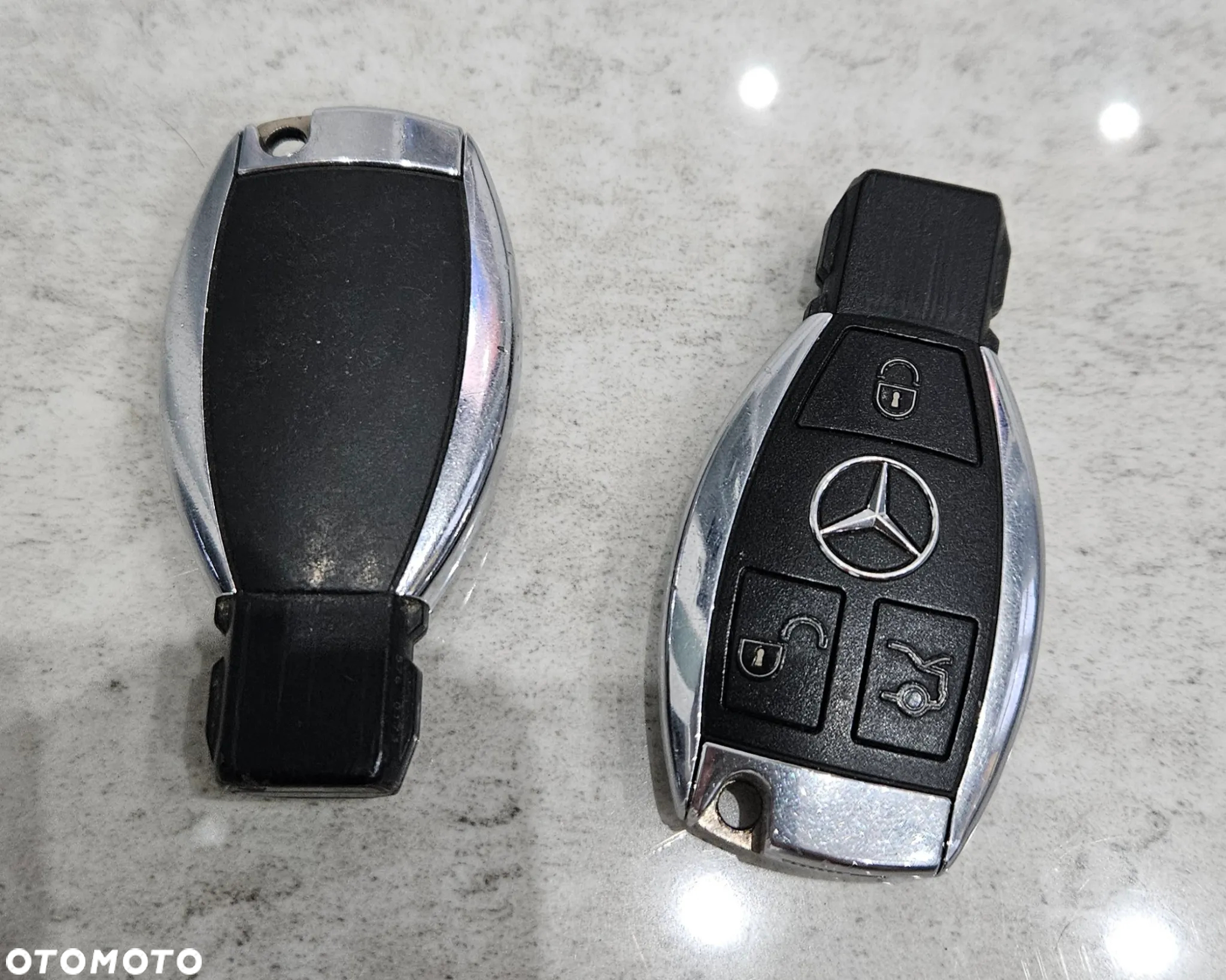 Mercedes-Benz Klasa E 200 T CGI BlueEFFICIENCY Automatik Elegance - 19