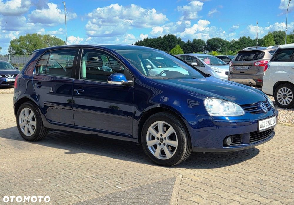 Volkswagen Golf - 21