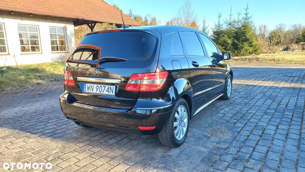 Mercedes-Benz Klasa B 180 BlueEFFICIENCY EU5 - 9