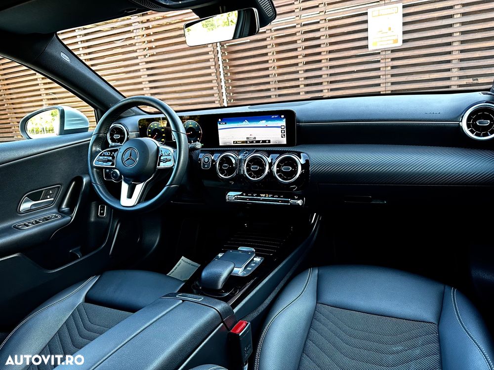 Mercedes-Benz A 180 d 8G-DCT - 12