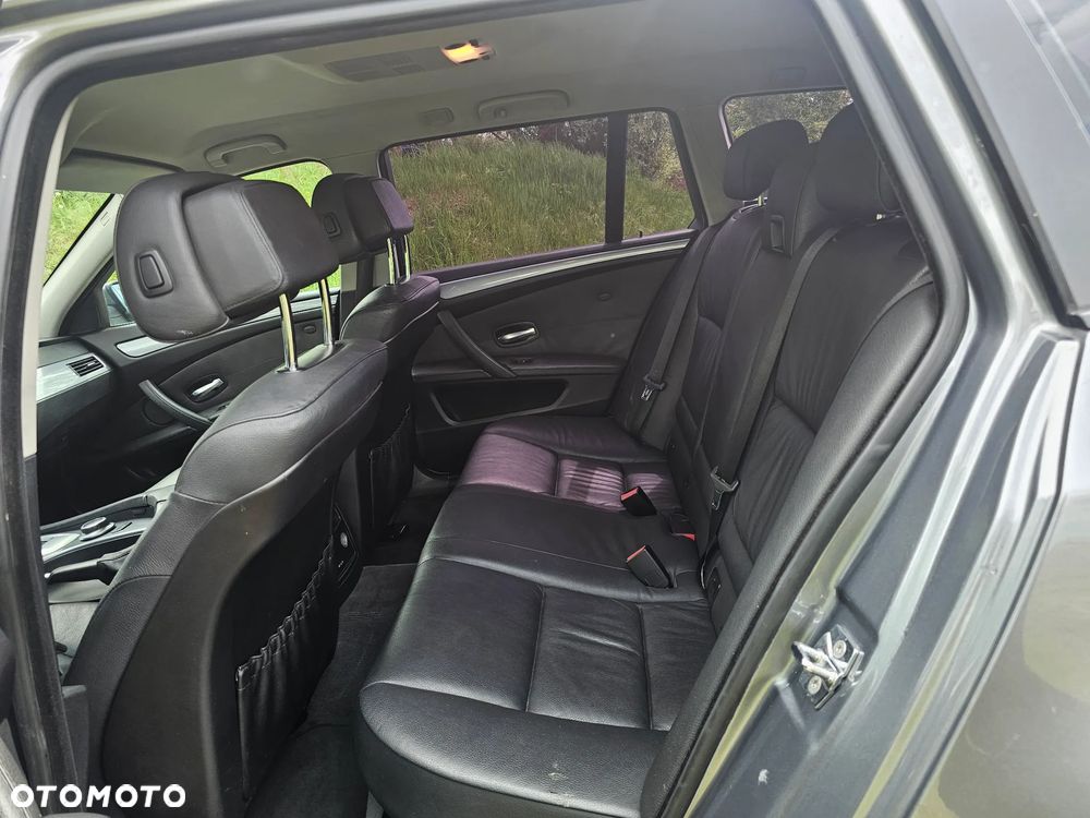 BMW Seria 5 - 16