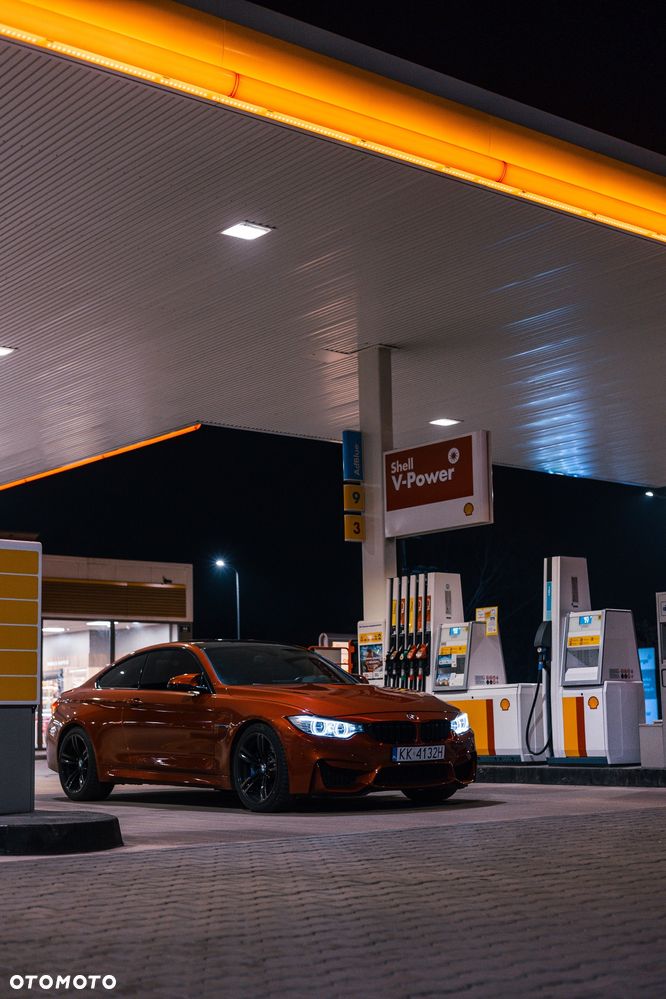 BMW M4 Coupe DKG - 13