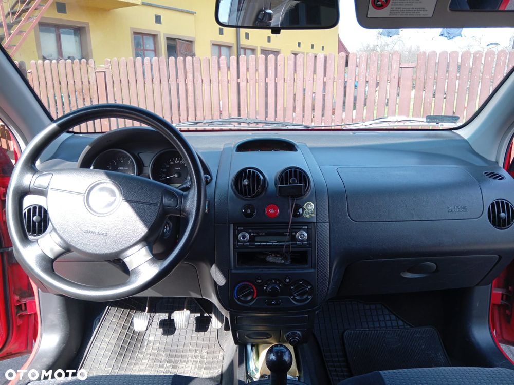 Chevrolet Aveo - 15