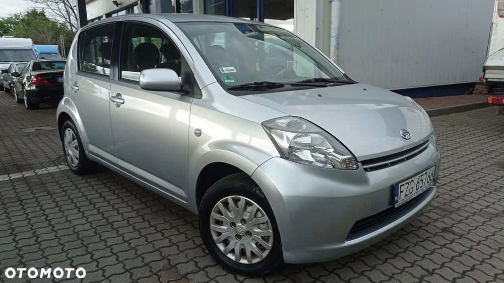 Daihatsu Sirion 1.3 - 25