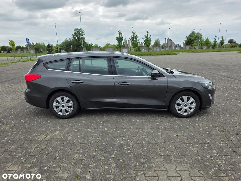 Ford Focus 1.5 EcoBlue Start-Stopp-System TITANIUM STYLE - 10