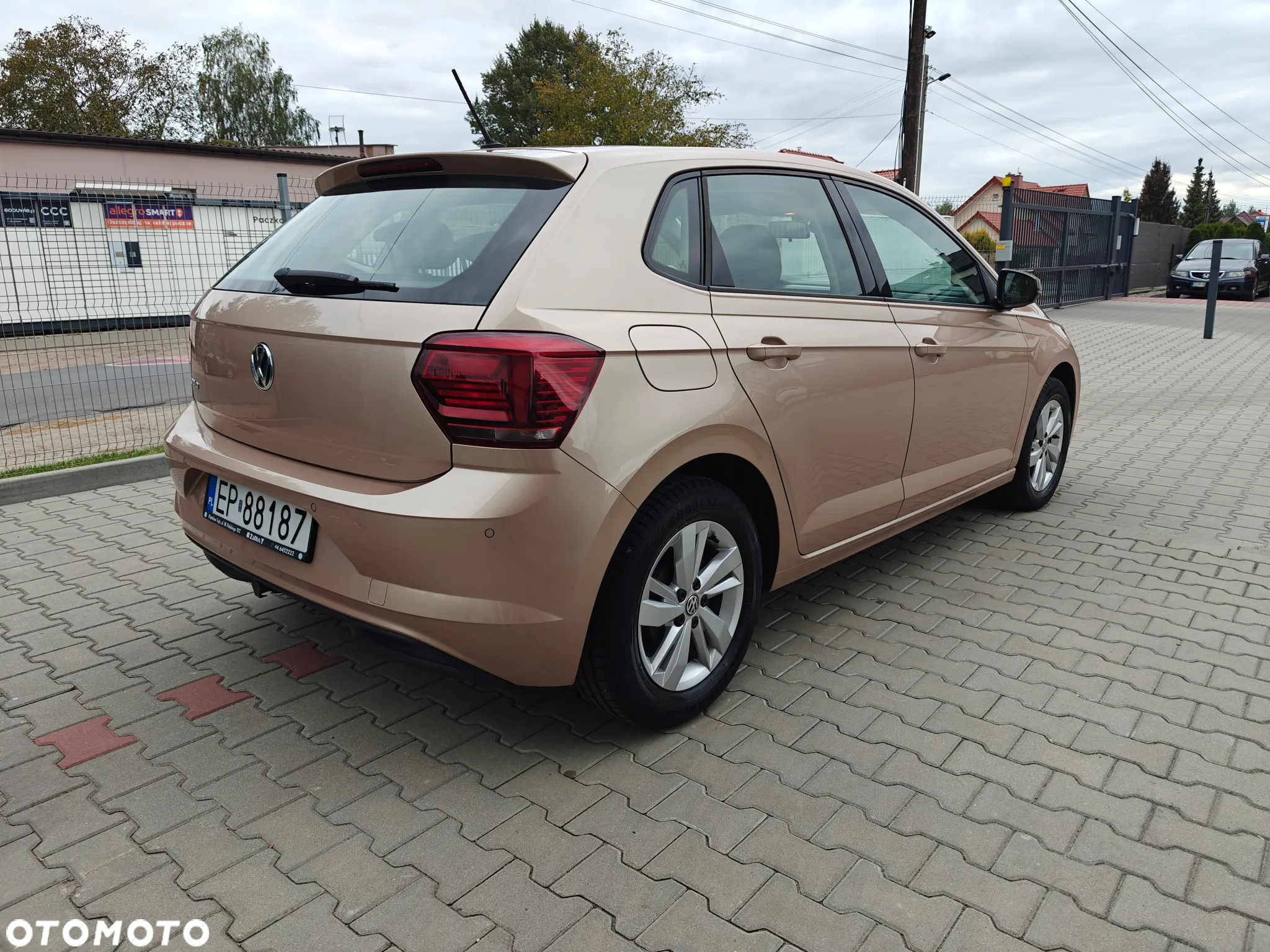 Volkswagen Polo 1.0 TSI Comfortline - 3